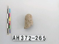 藏品(淺灰色夾砂陶鈕)的圖片